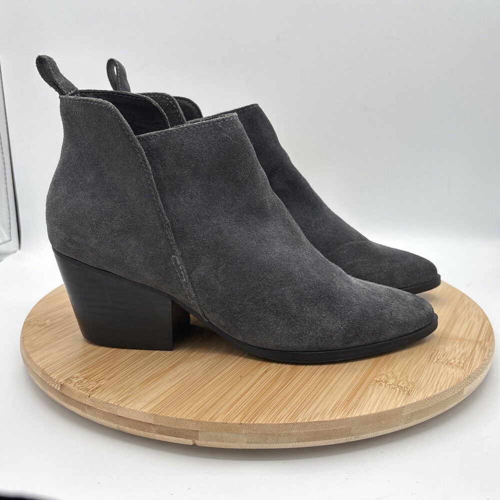 Dolce Vita Daylon Ankle Boots Women’s 8.5 Gray Suede Pointed Toe Stacked Heel